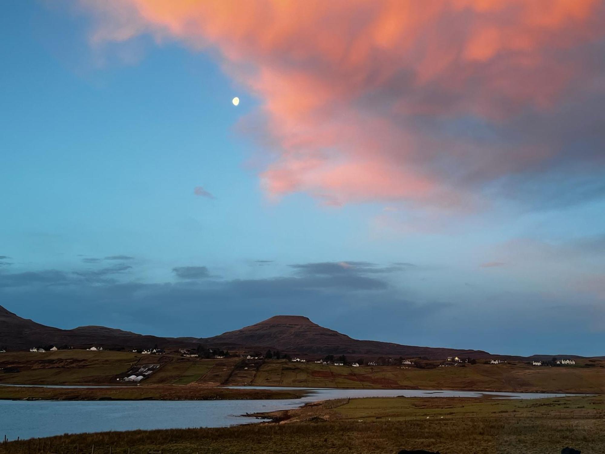 The Bothy, Vatten, Dunvegan Lonmore Exterior foto